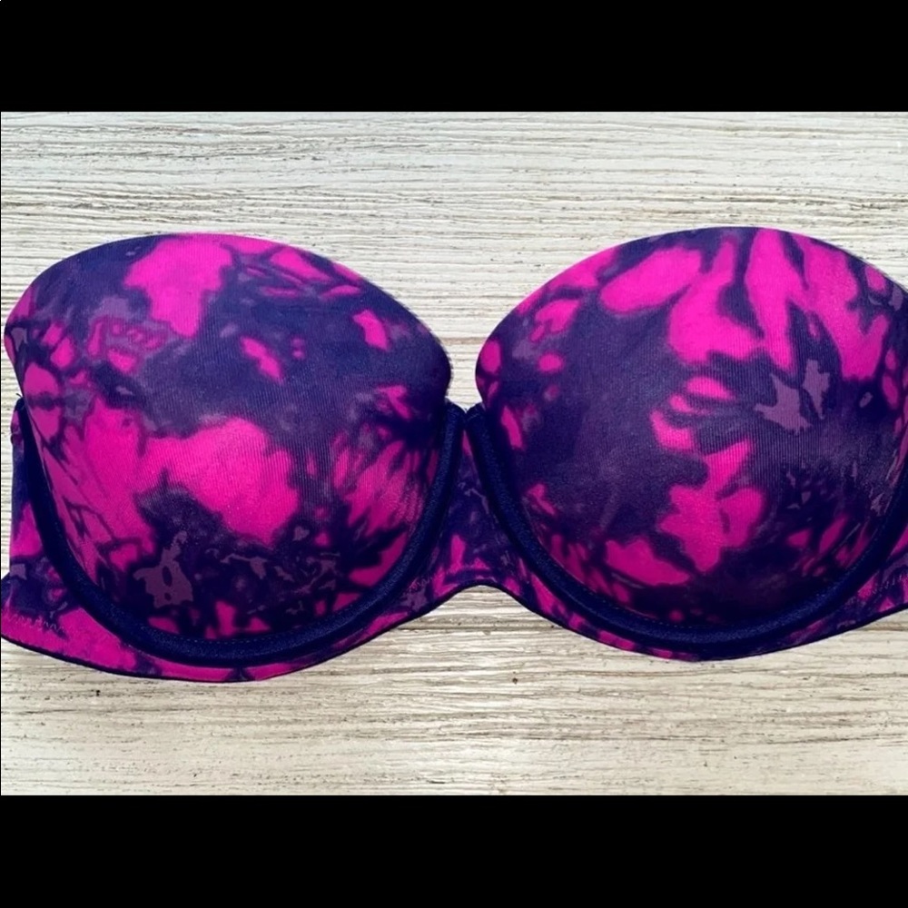 Size 34C Victoria’s Secret PINK push-up bra